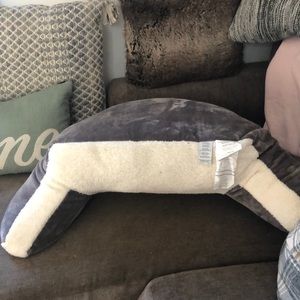 ugg clifton backrest pillow